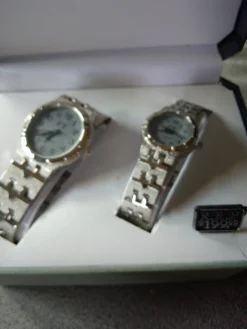 Uhren><noscript><img width=