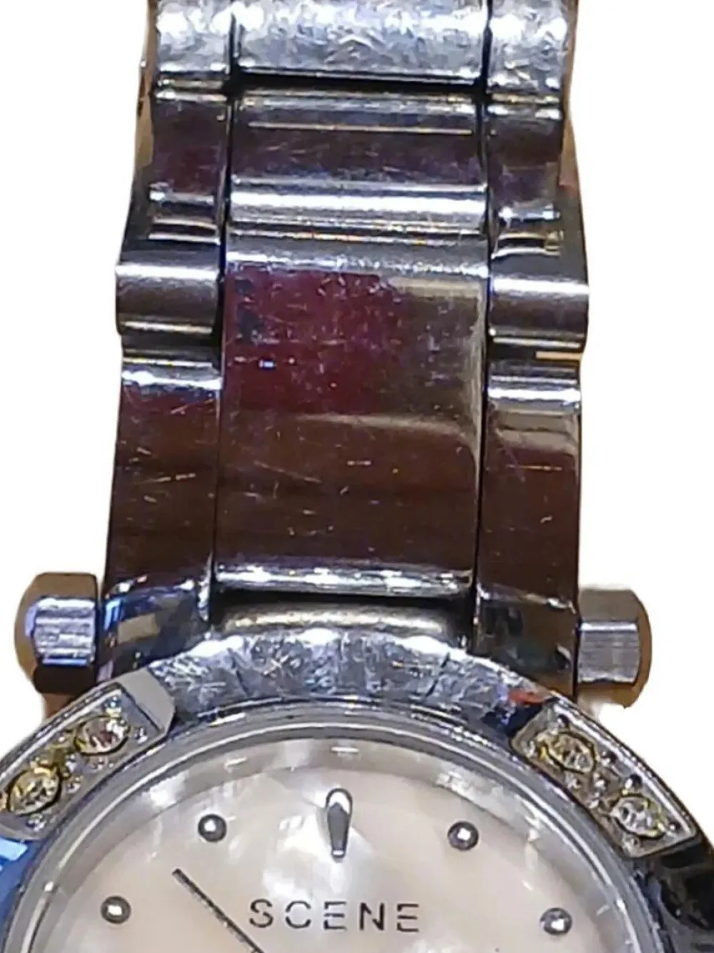 Uhren> Uhr silberfarben