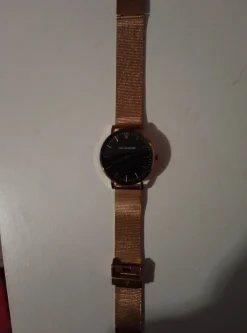 Uhren> Uhr goldfarben