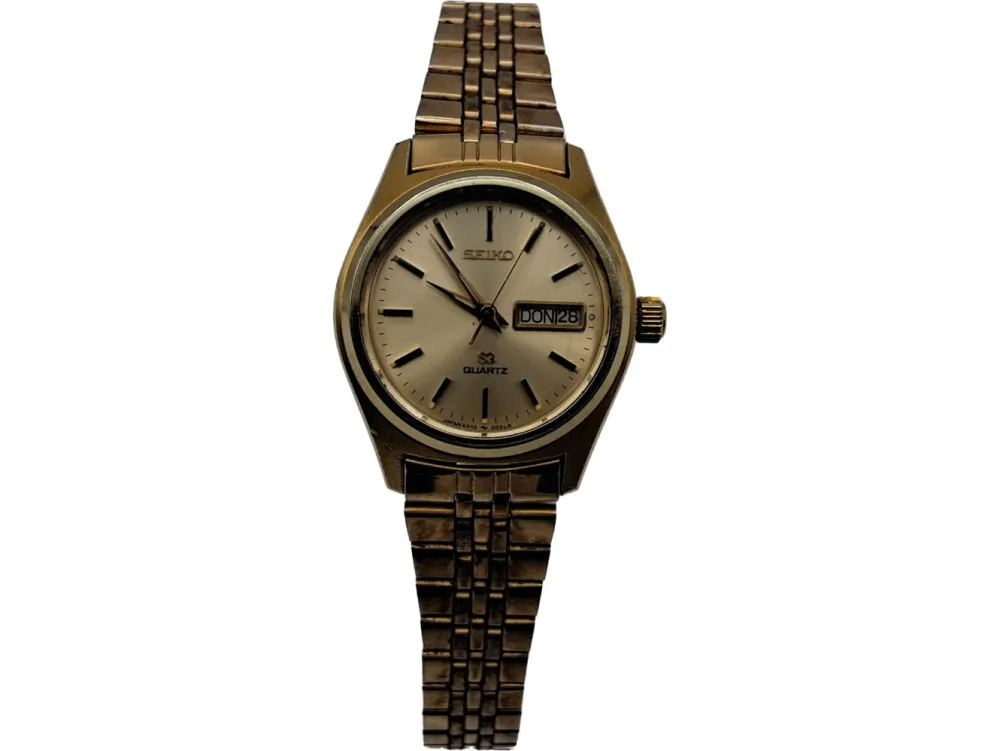 Uhren> Uhr goldfarben