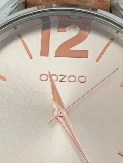 Uhr-Oozoo Hot