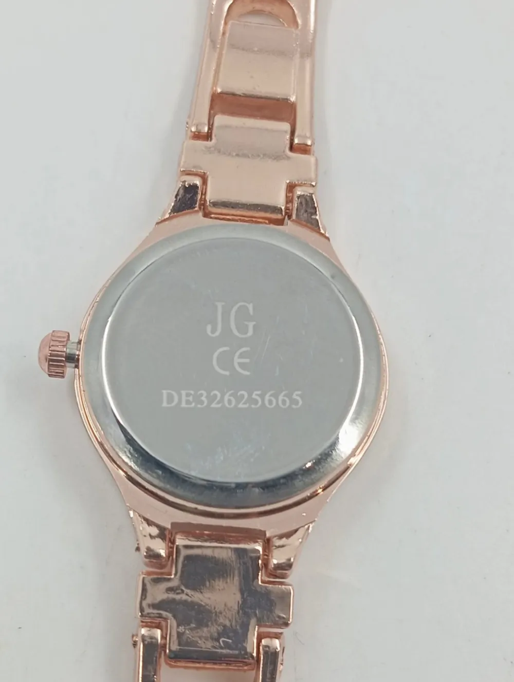 Uhren> Uhr goldfarben