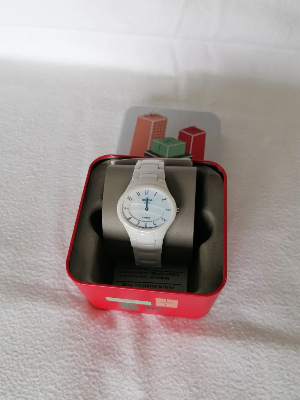 Uhr- New