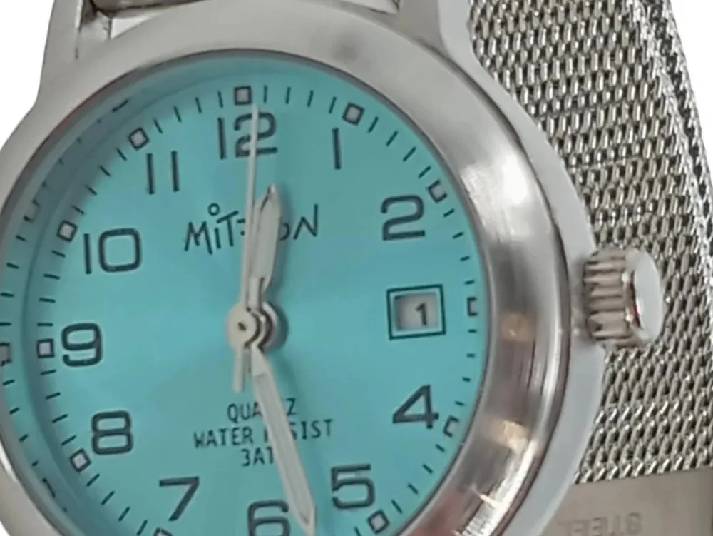 Uhren> Uhr silberfarben