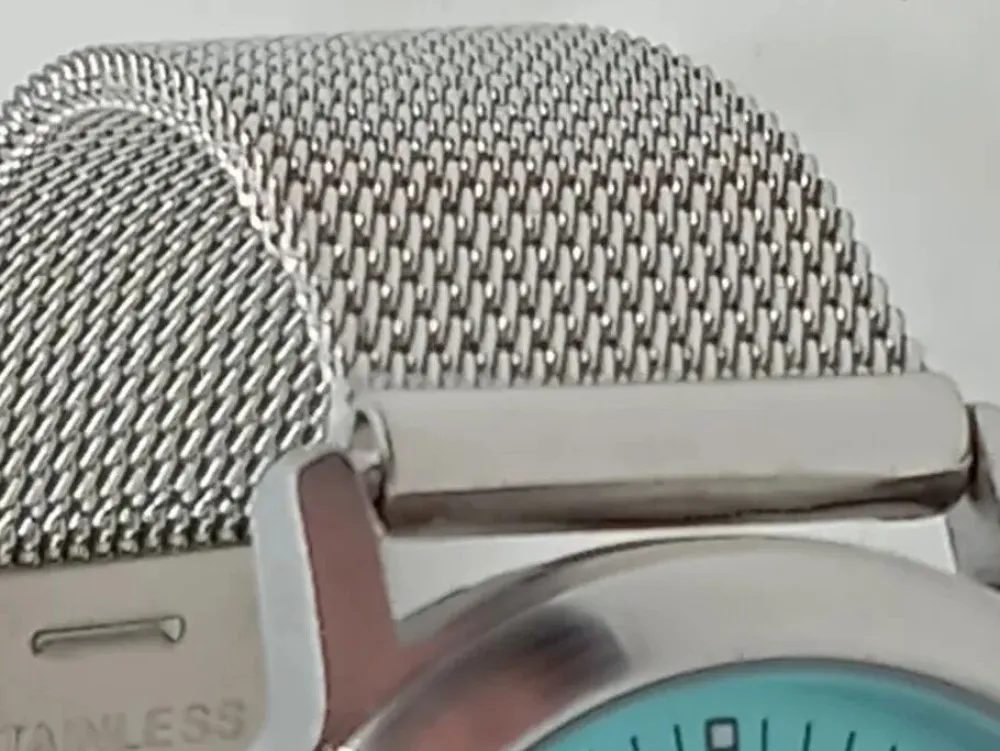 Uhren> Uhr silberfarben