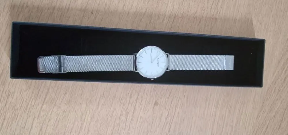 Uhren> Uhr silberfarben