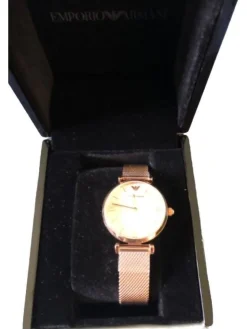 Uhren> Uhr goldfarben