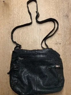 Umhängetaschen> Umhängetasche schwarz