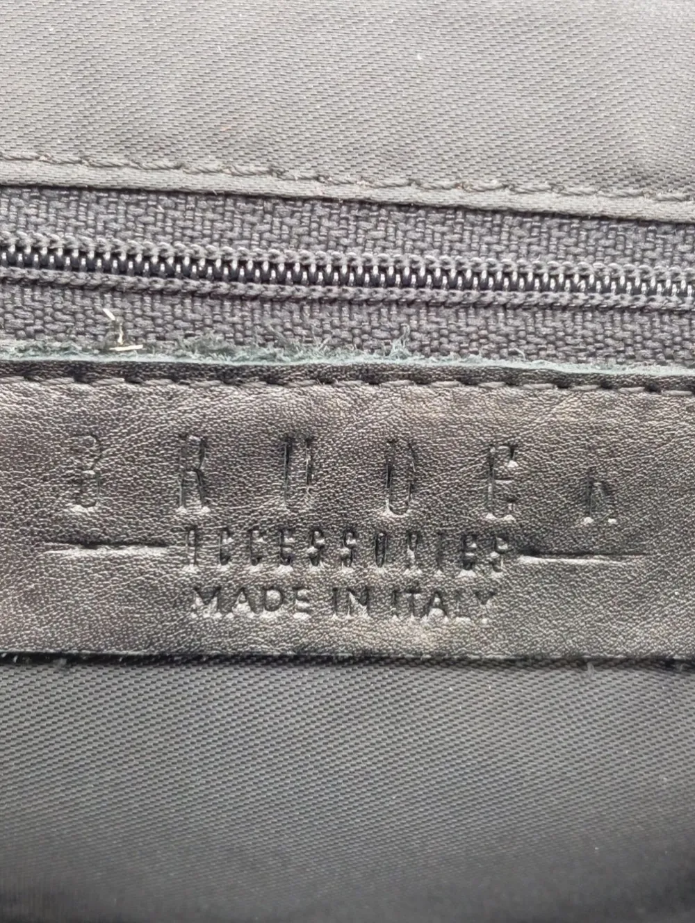 Umhängetasche-BRUDER Outlet