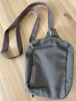 Umhängetasche- Outlet