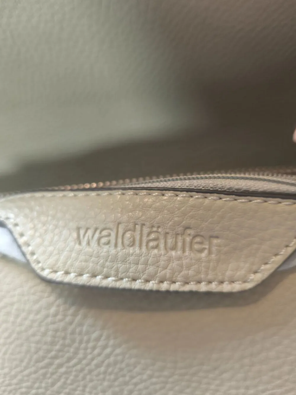 Umhängetaschen> Umhängetasche grau