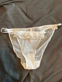 Dessous> Unterteil Größe 40 weiß