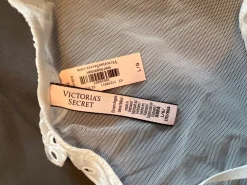 Dessous><noscript><img width=