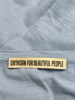 Shirts><noscript><img width=