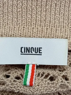 Twin Sets><noscript><img width=