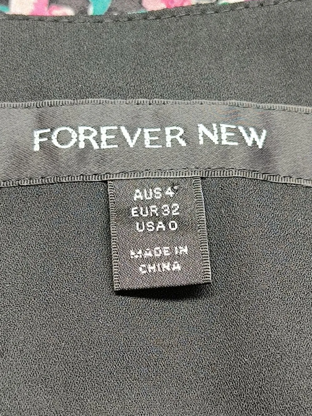 Kleider>Forever New Wickelkleid Größe 32