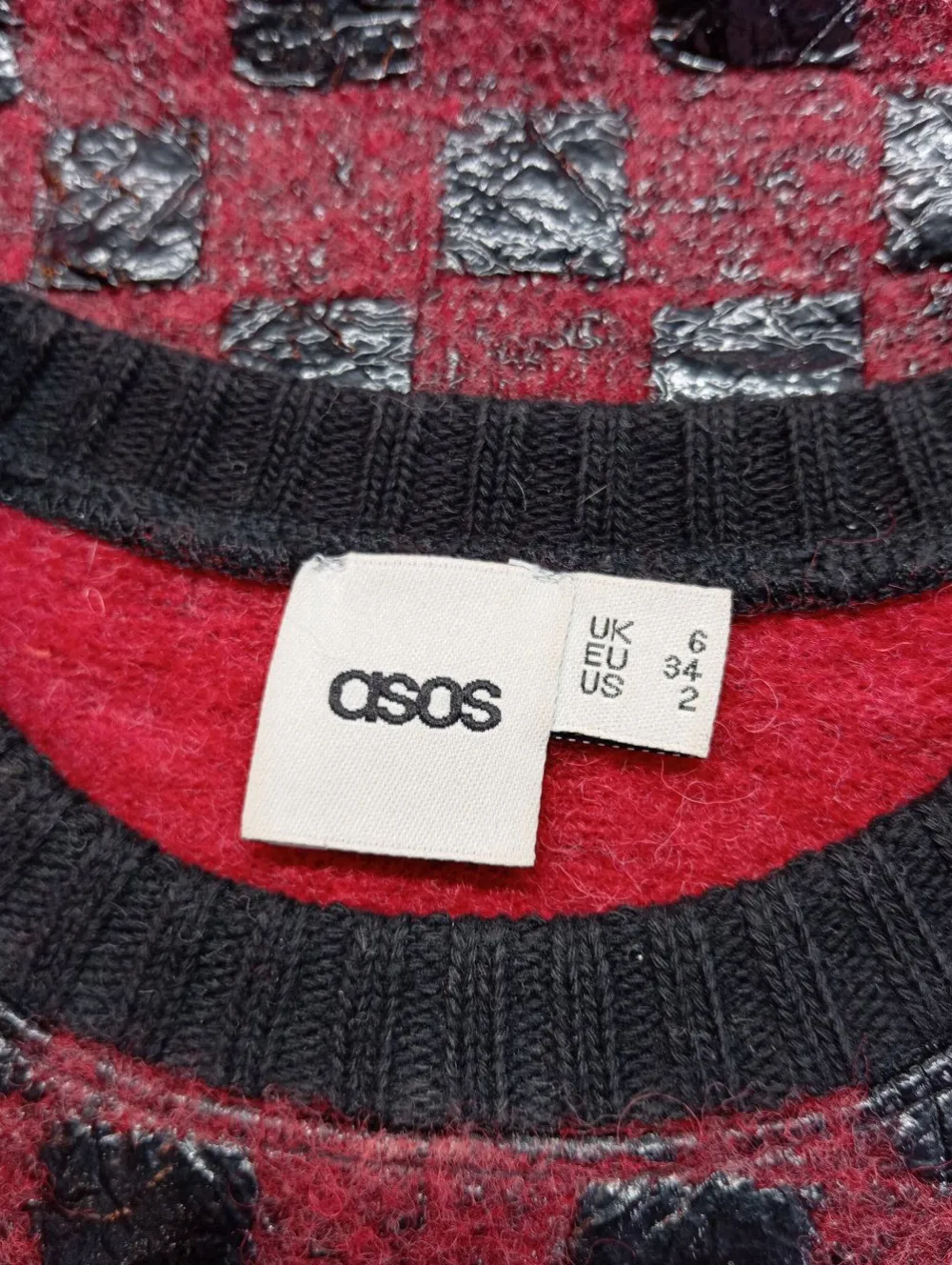 Pullover>Asos Wollpullover Größe 34 dunkelrotschwarz