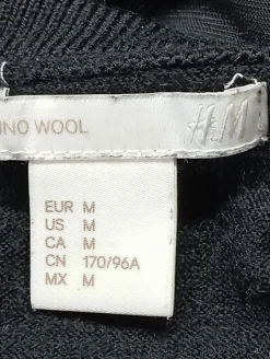 Pullover><noscript><img width=